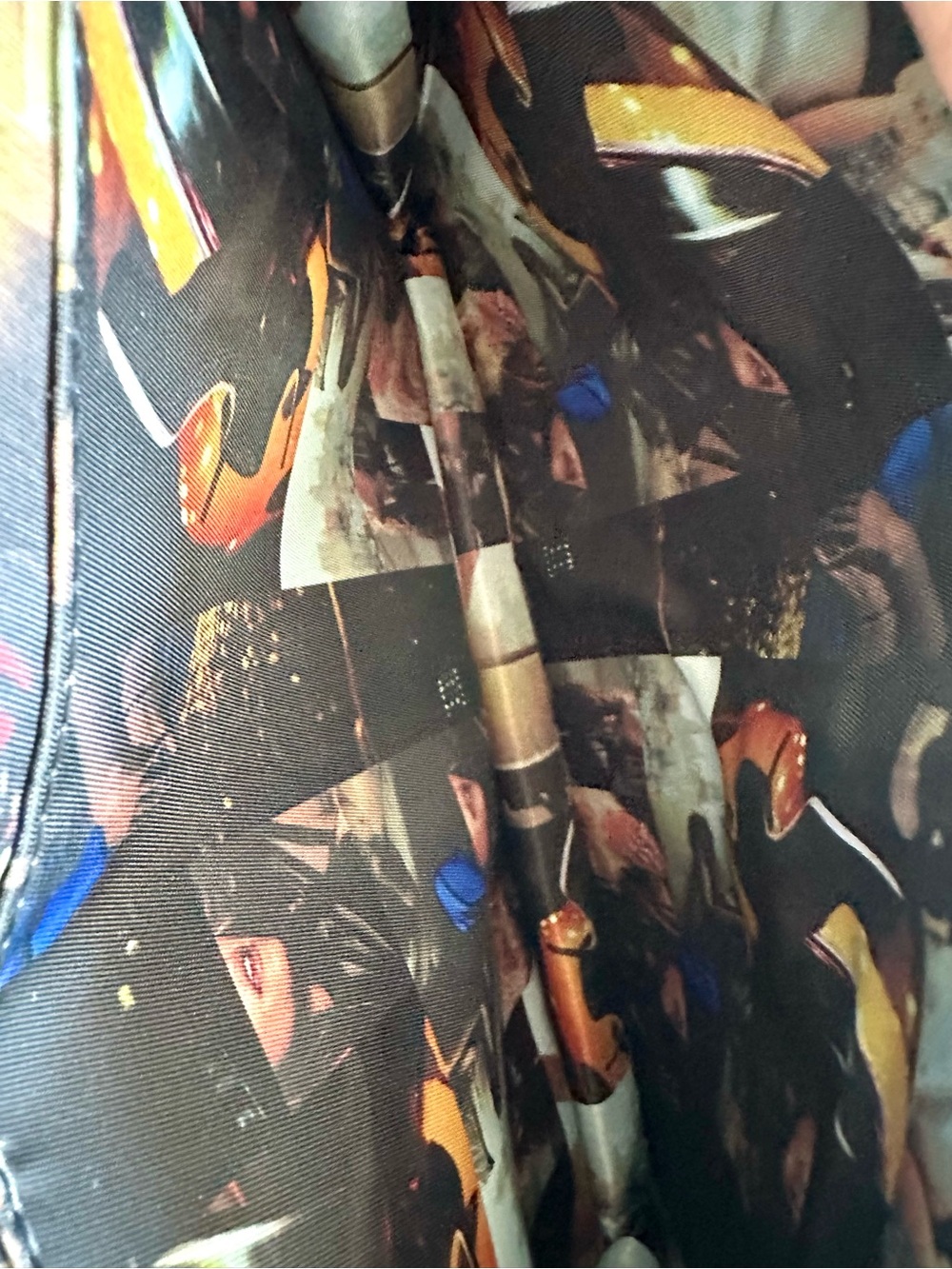 BEBE RUNWAY CLUTCH - Picture 6 of 10